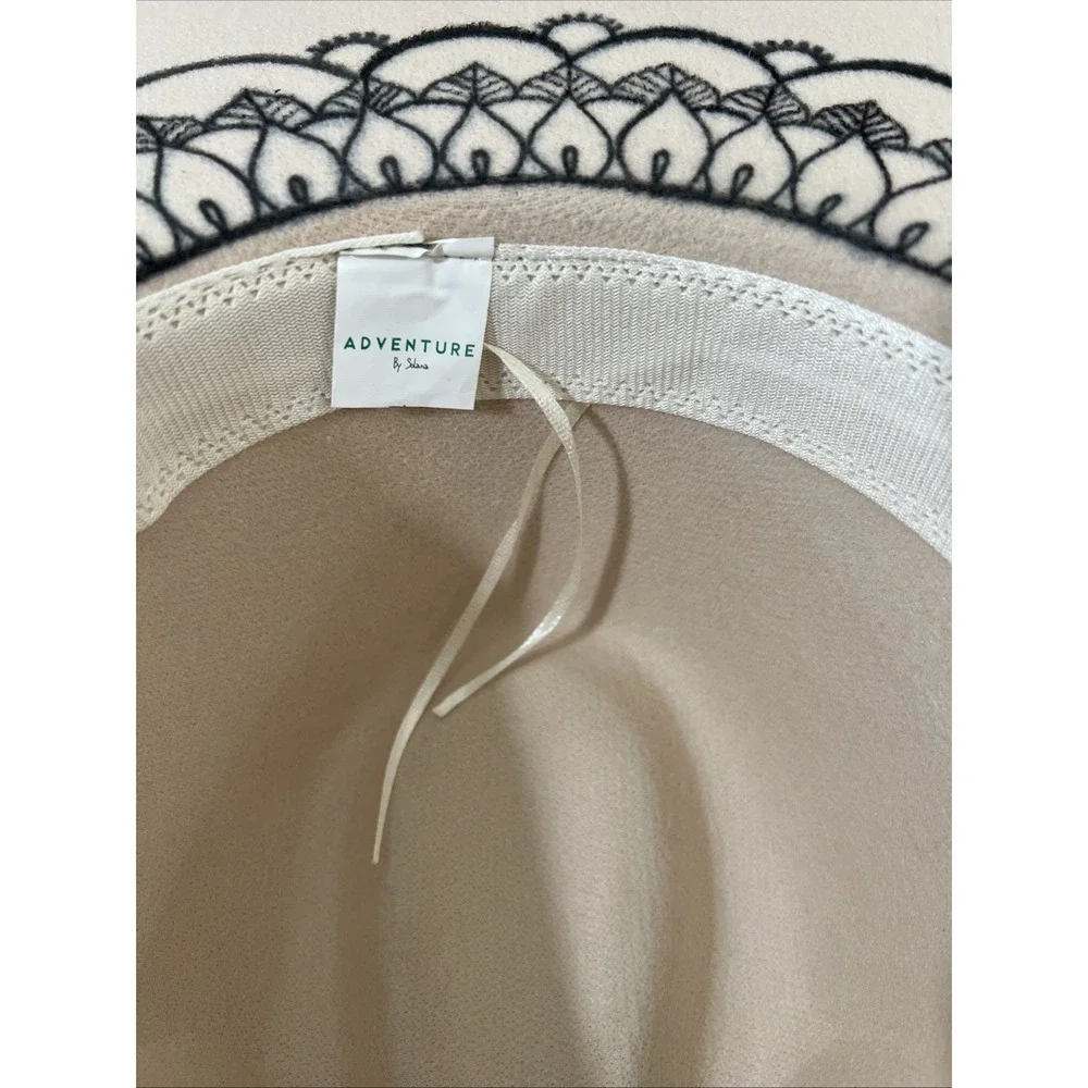 Women's belt hat hand-painted‎ beige